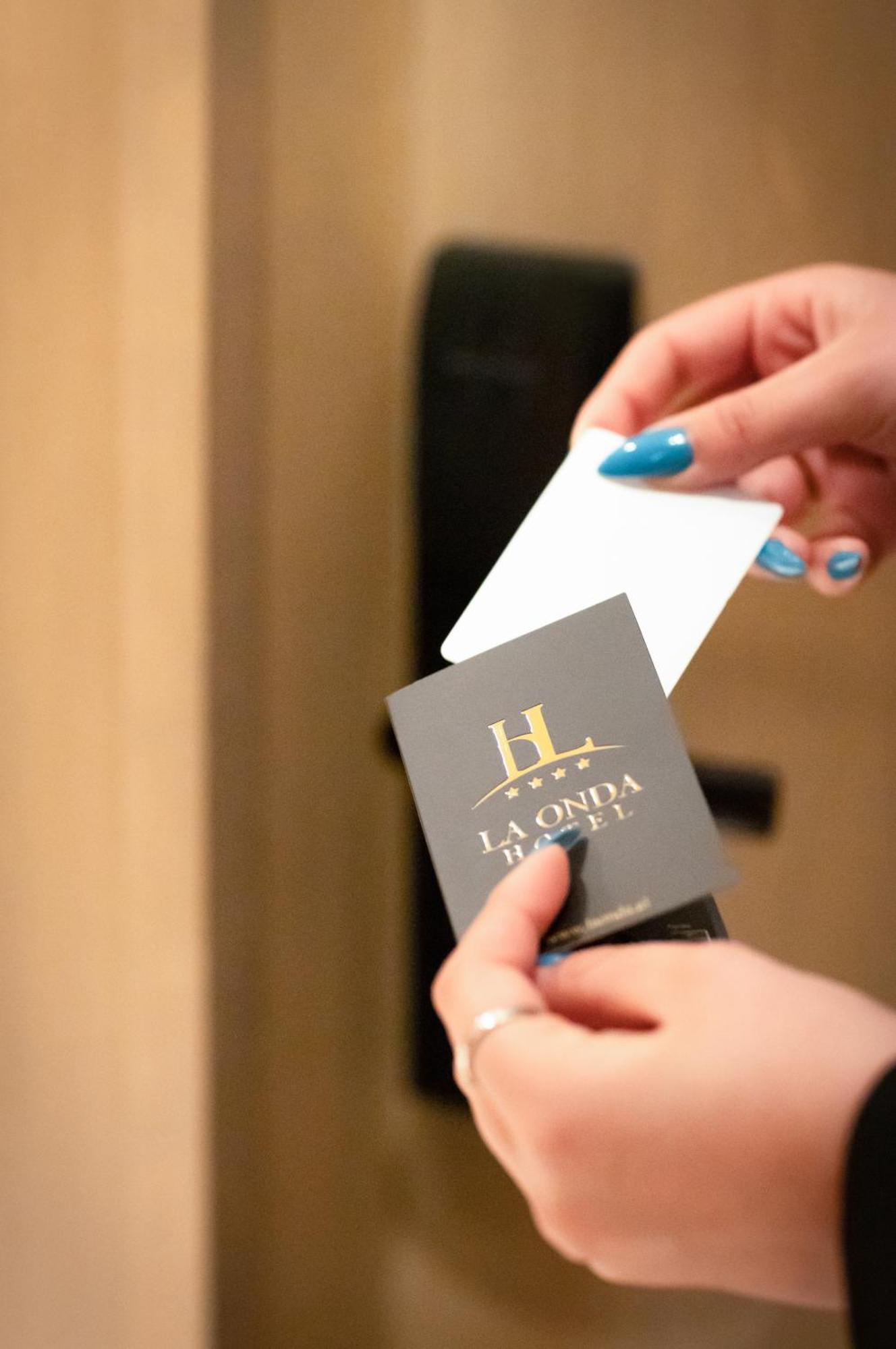La Onda Hotel Драч Екстериор снимка