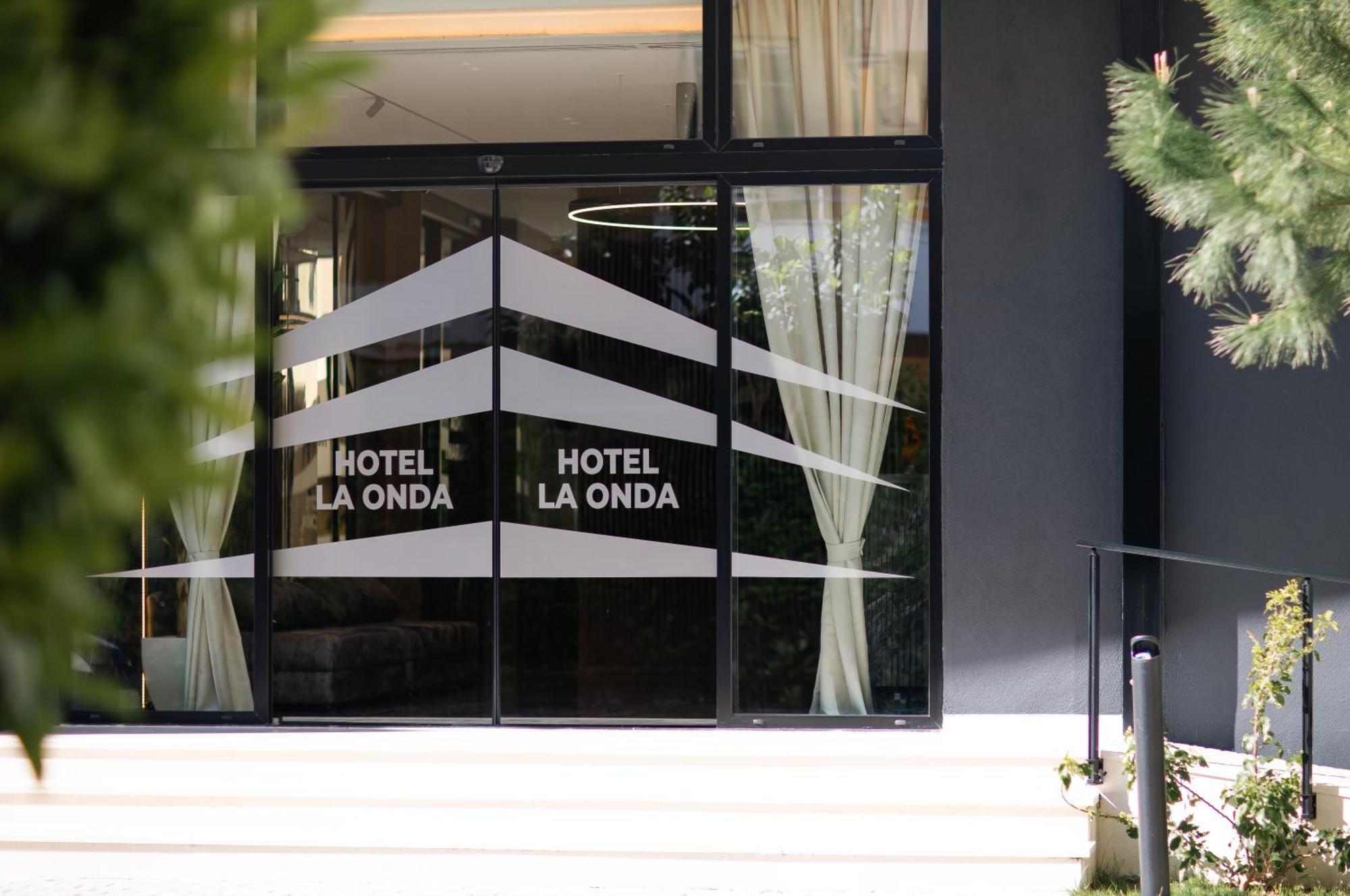 La Onda Hotel Драч Екстериор снимка