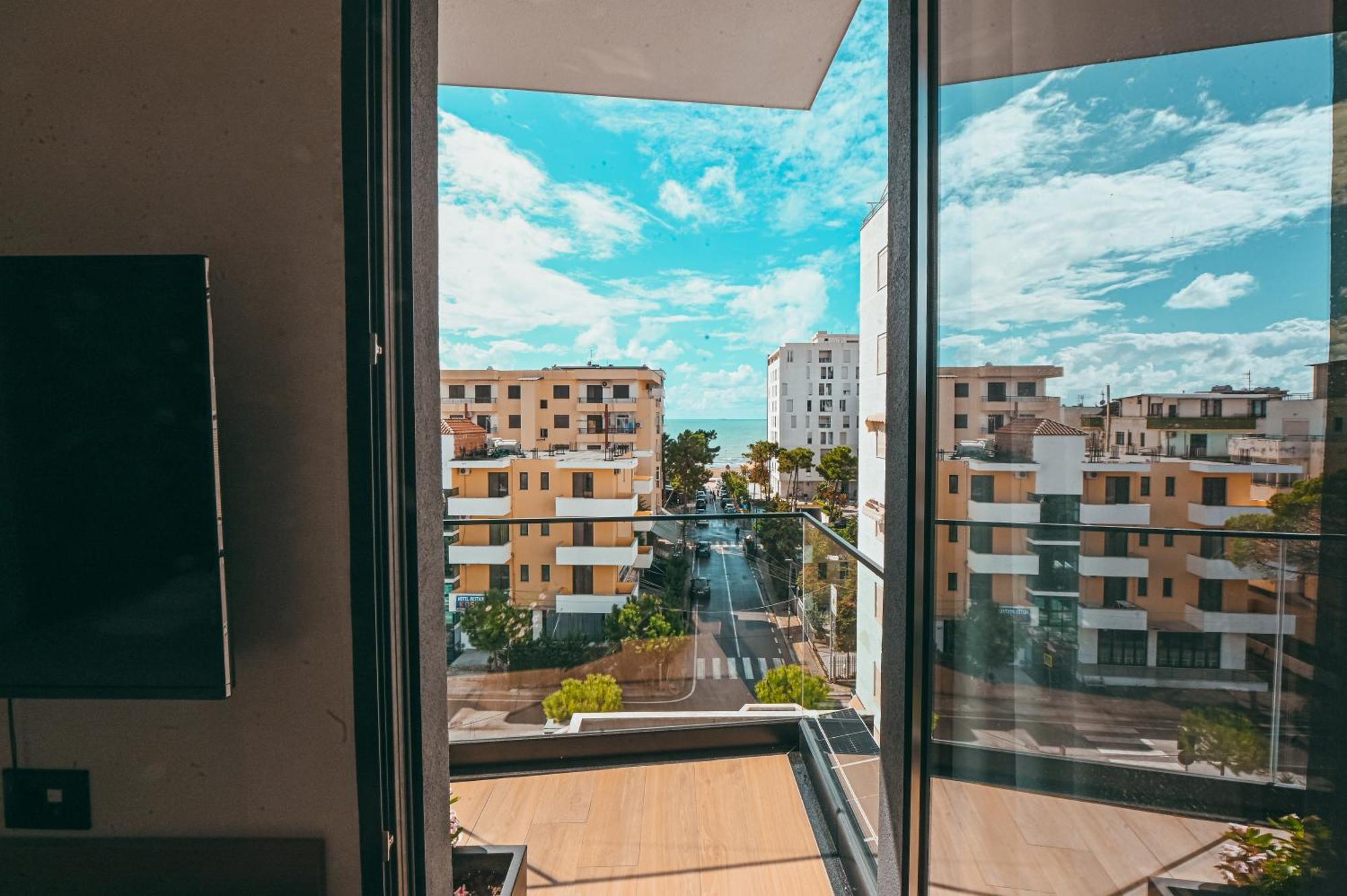 La Onda Hotel Драч Екстериор снимка